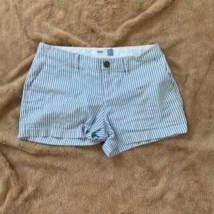 Women’s Striped low waisted shorts with belt loops